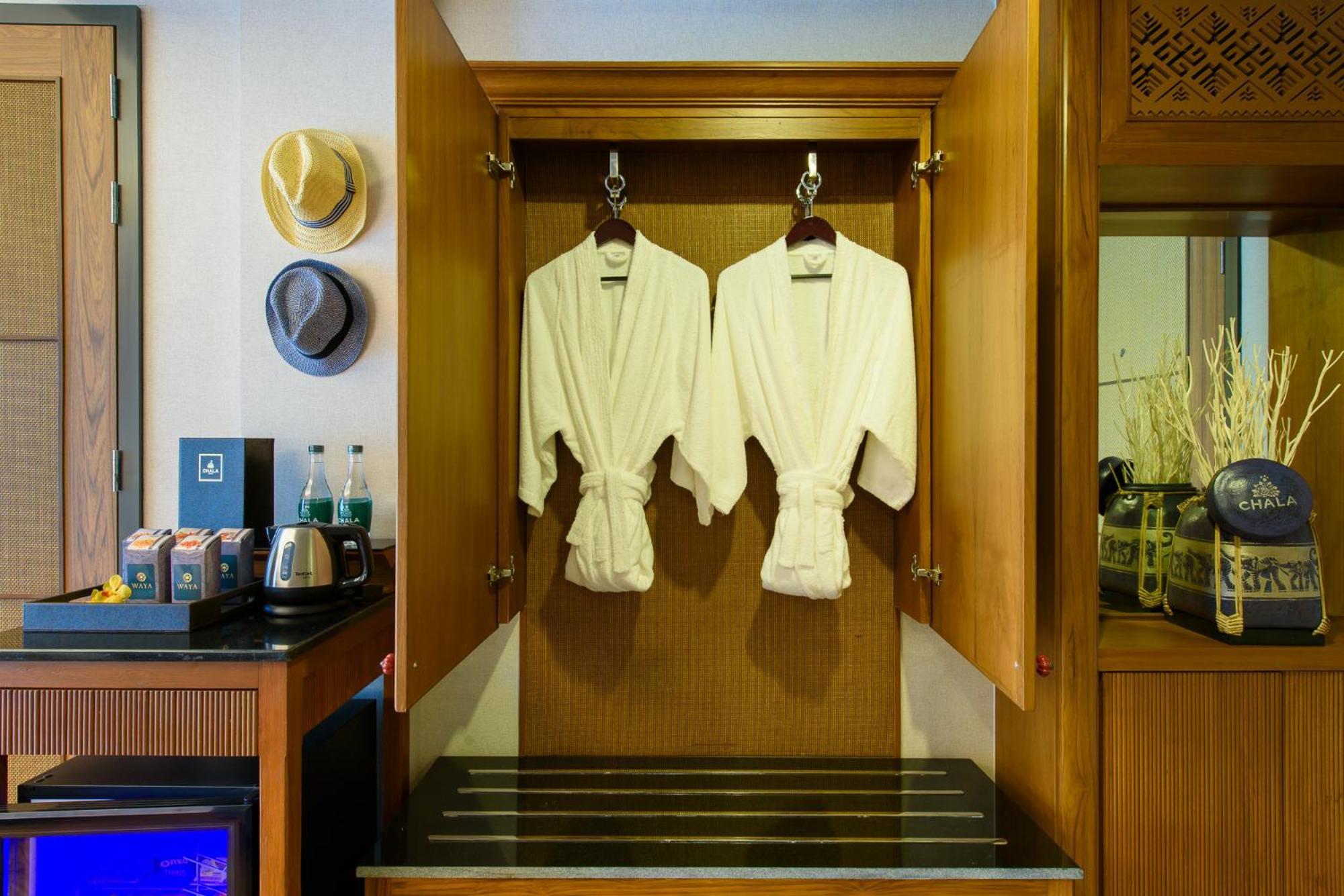 Hotel Chala Number6 à Chiang Mai Extérieur photo
